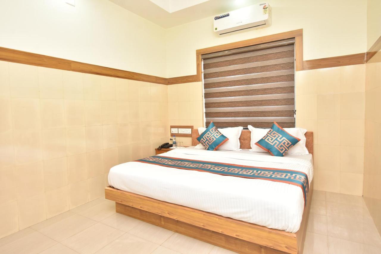 Hotel Kannur Capital Caltex Εξωτερικό φωτογραφία